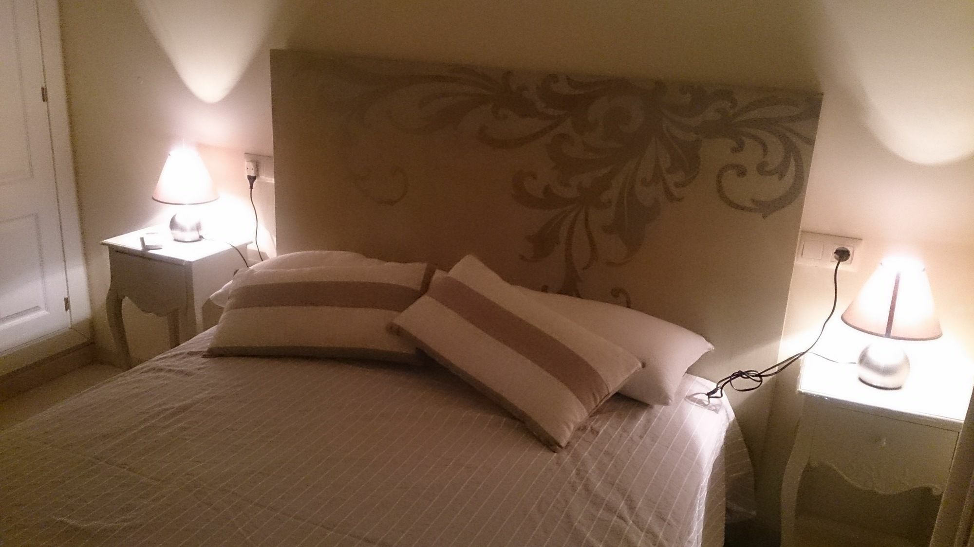 Apartamento Karivu Sauceda Seville Luaran gambar