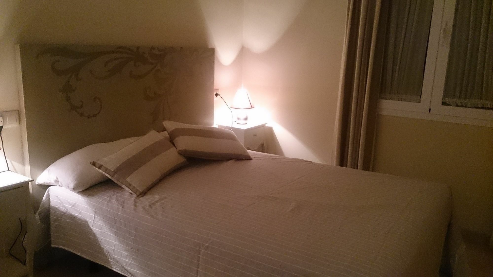Apartamento Karivu Sauceda Seville Luaran gambar